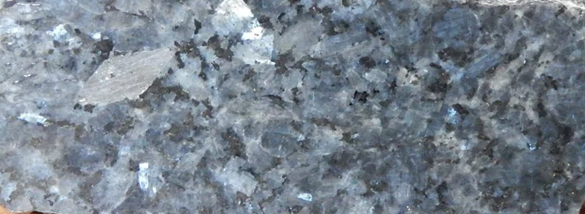 BOUTIQUE | Larvikite