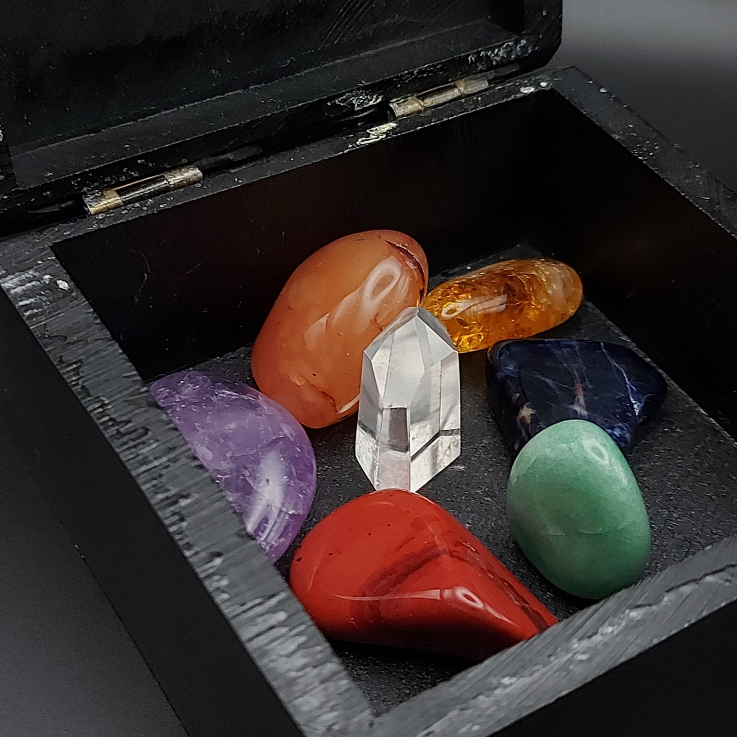 Boite à Bijoux carrée en Saponite et Chakras