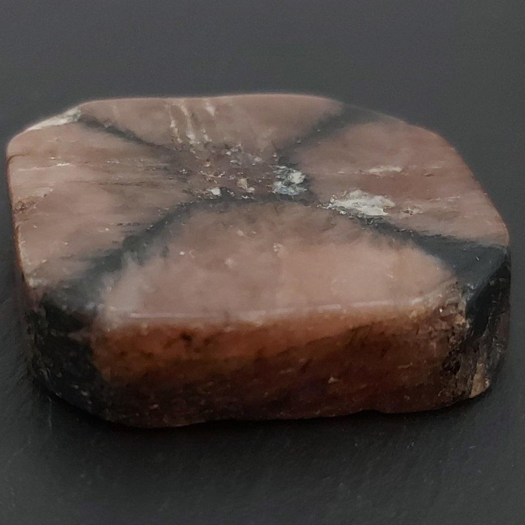 Pierre roulée | Chiastolite