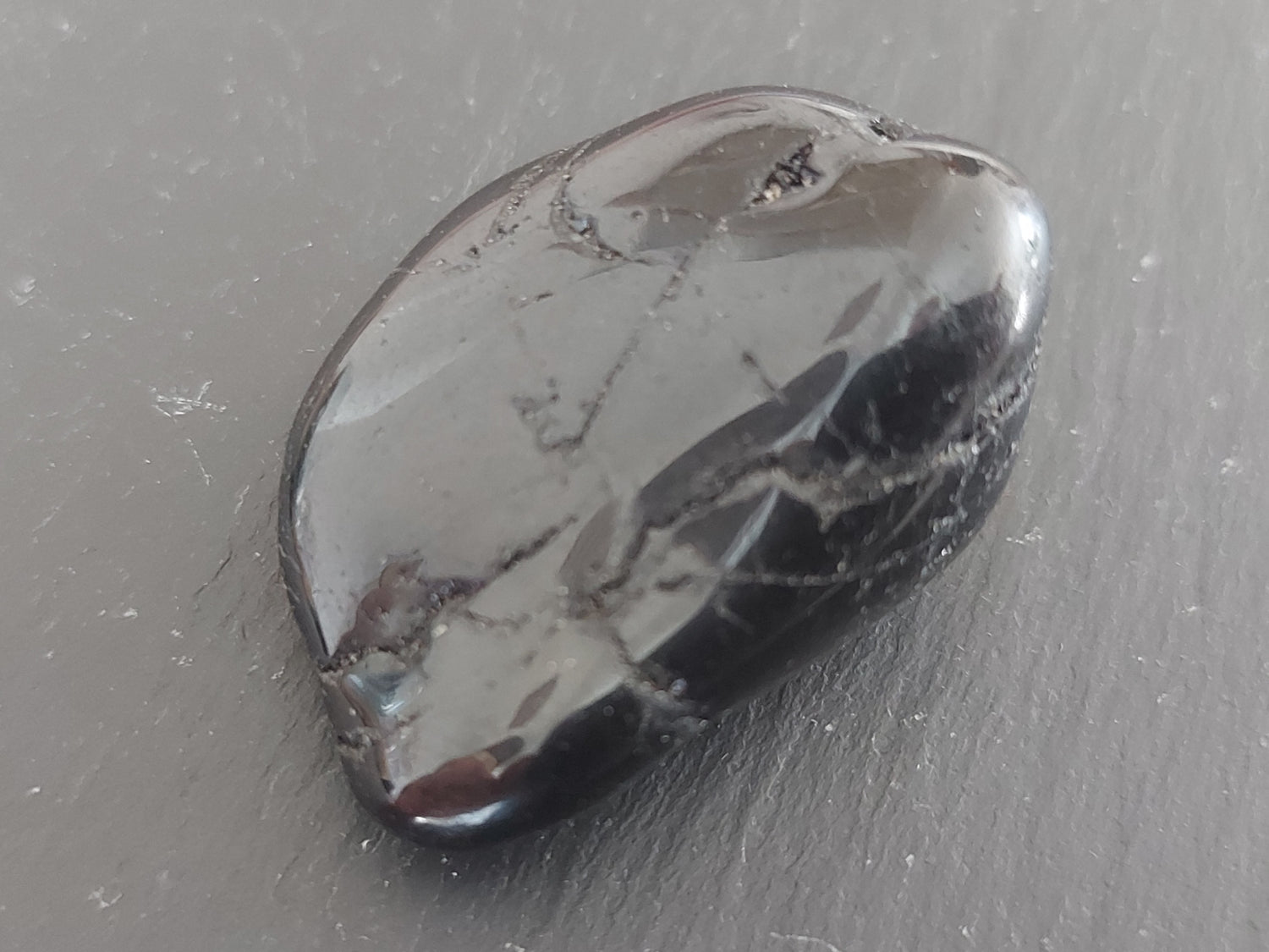 Pierre roulée | Tourmaline noire